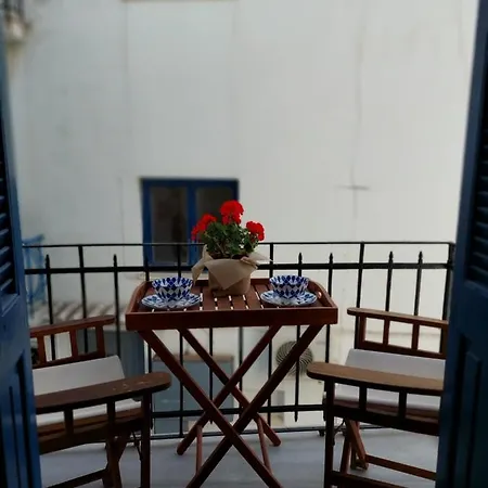 G-house Of Tínos